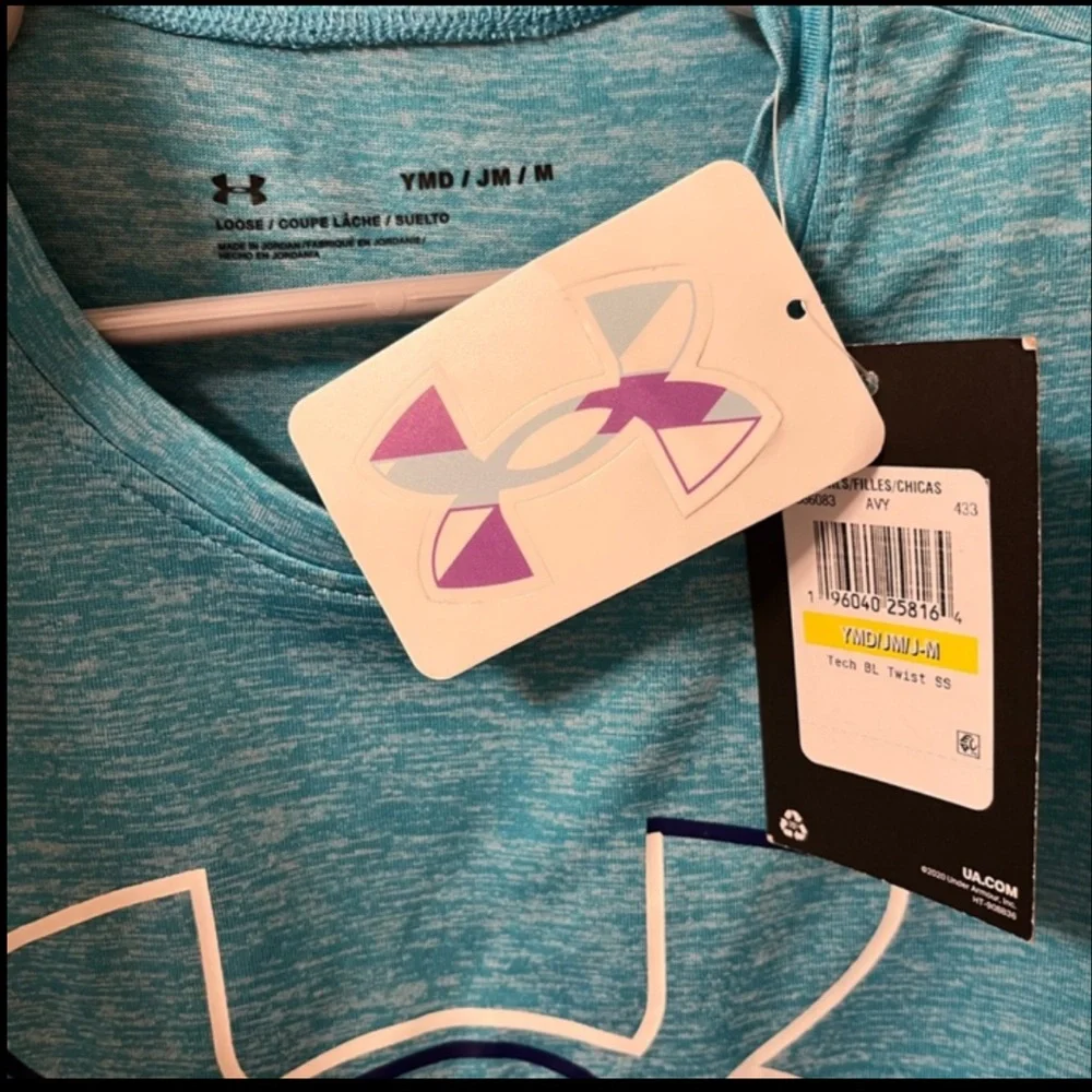 Girls' UA Tech™ Big Logo Twist Tee YMD 10-12+ & A Pair of Twist Grey Shorts Sz14
